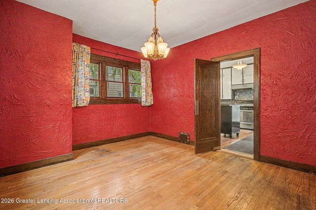 630 Hillcrest Avenue, East Lansing, MI 48823
