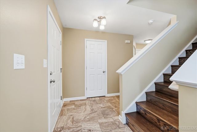 2182 Kyla Court, Montgomery, IL 60538