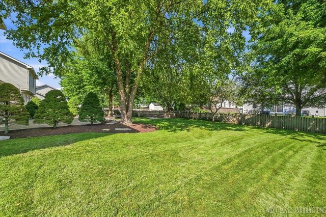 2182 Kyla Court, Montgomery, IL 60538