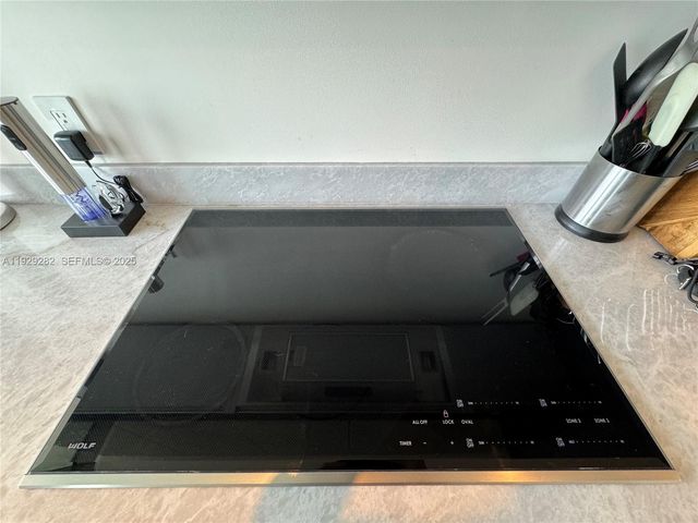 1451 Brickell Ave 1105, Miami, FL 33131