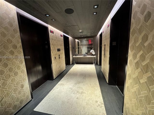 1451 Brickell Ave 1105, Miami, FL 33131