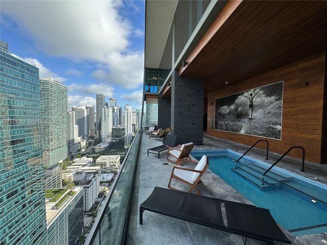 1451 Brickell Ave 1105, Miami, FL 33131