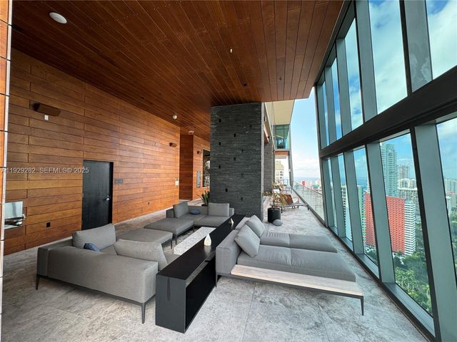 1451 Brickell Ave 1105, Miami, FL 33131