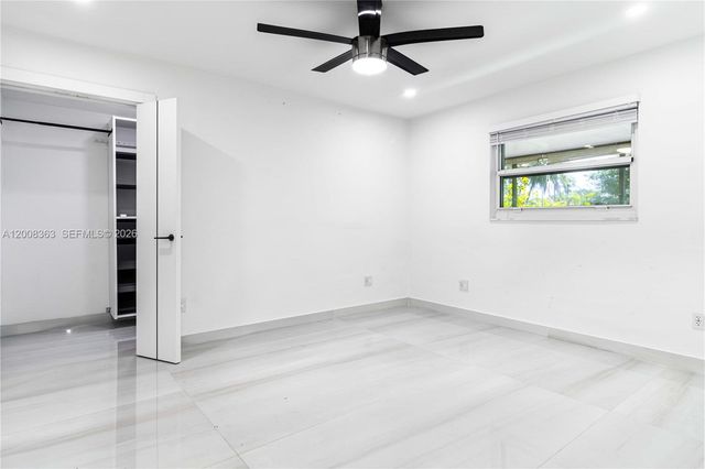 4530 SW 34th Dr, Dania Beach, FL 33312