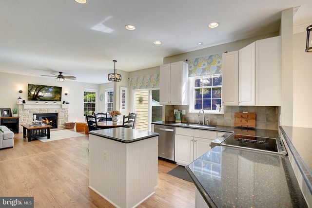 2427 CHELMSFORD DR, Crofton, MD 21114