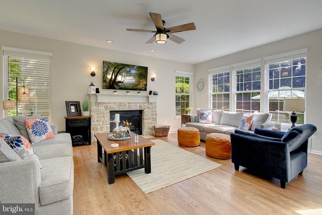 2427 CHELMSFORD DR, Crofton, MD 21114