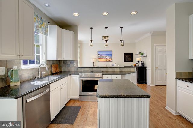 2427 CHELMSFORD DR, Crofton, MD 21114