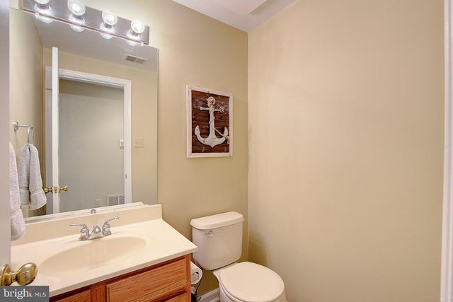 2427 CHELMSFORD DR, Crofton, MD 21114