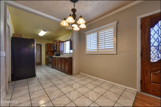 7560 MATAMOROS Drive, El Paso, TX 79915