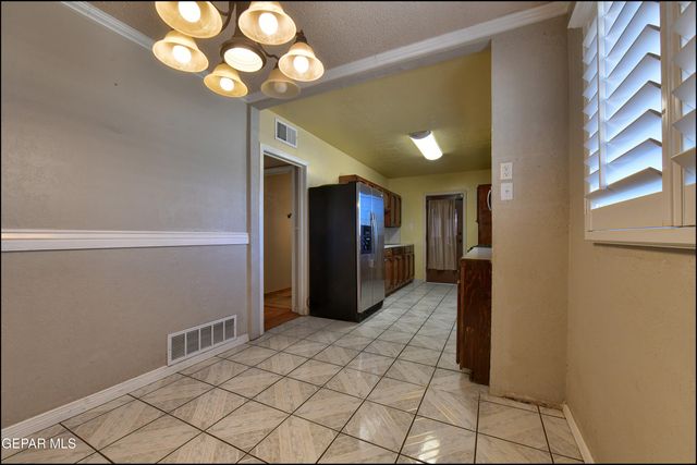 7560 MATAMOROS Drive, El Paso, TX 79915