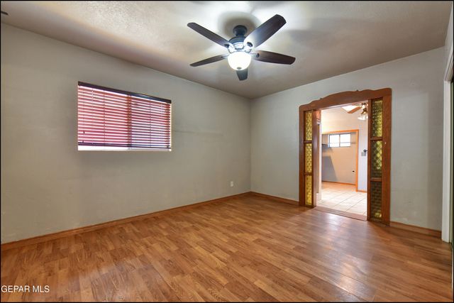 7560 MATAMOROS Drive, El Paso, TX 79915