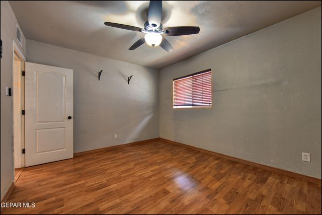 7560 MATAMOROS Drive, El Paso, TX 79915