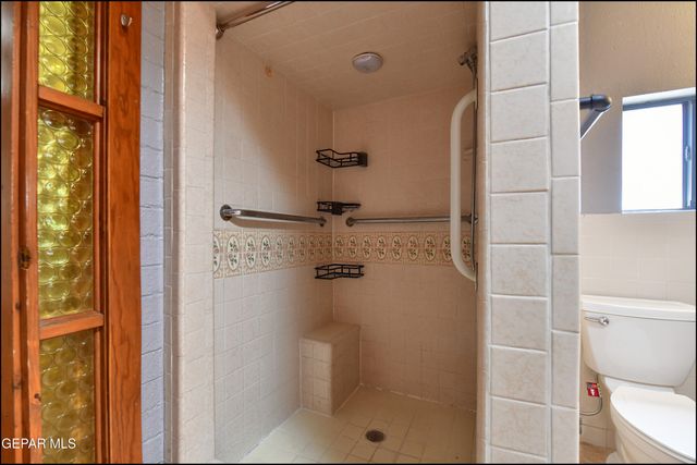 7560 MATAMOROS Drive, El Paso, TX 79915