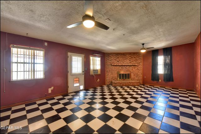 7560 MATAMOROS Drive, El Paso, TX 79915