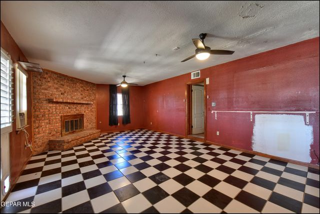 7560 MATAMOROS Drive, El Paso, TX 79915