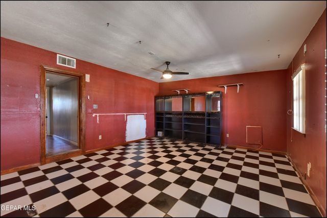 7560 MATAMOROS Drive, El Paso, TX 79915