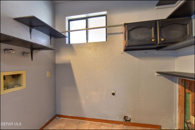 7560 MATAMOROS Drive, El Paso, TX 79915