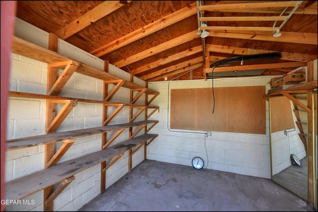 7560 MATAMOROS Drive, El Paso, TX 79915