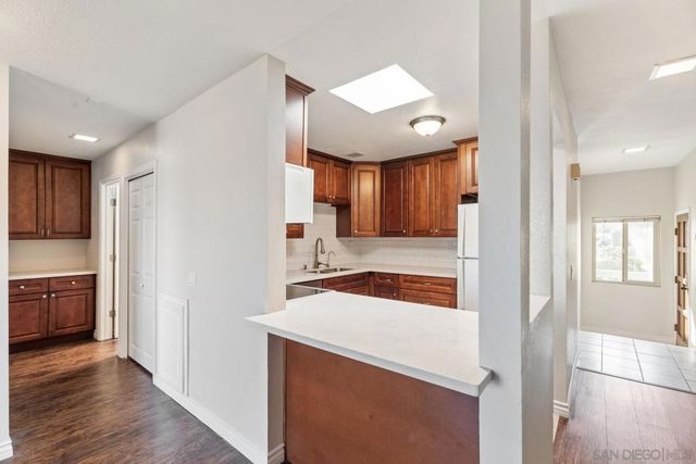 2909 Cowley Way L, San Diego, CA 92117