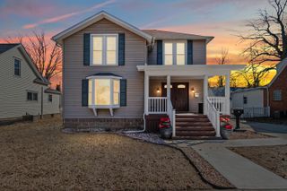 93 S West, Hillsdale, MI 49242