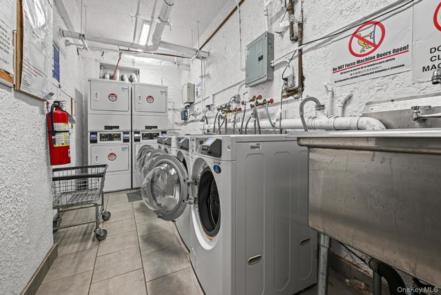 133 Beach 120th Street 1B, Rockaway Park, NY 11694