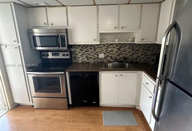 3150 N Palm Aire Drive 801, Pompano Beach, FL 33069