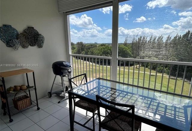 3150 N Palm Aire Drive 801, Pompano Beach, FL 33069