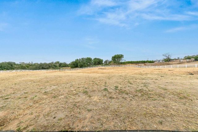 29260 Duffwood Lane, Valley Center, CA 92082