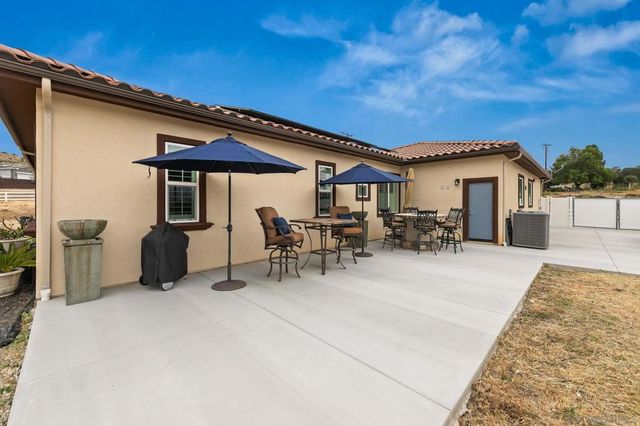 29260 Duffwood Lane, Valley Center, CA 92082