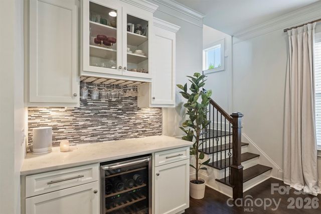 2829 Attaberry Drive, Charlotte, NC 28205