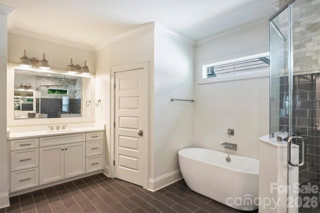2829 Attaberry Drive, Charlotte, NC 28205