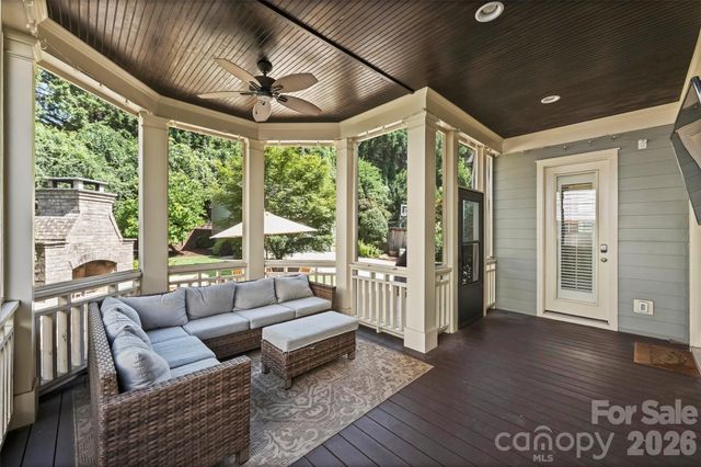 2829 Attaberry Drive, Charlotte, NC 28205