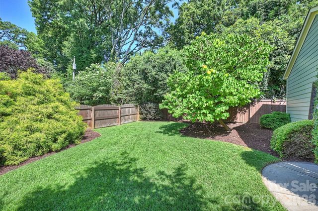 2829 Attaberry Drive, Charlotte, NC 28205