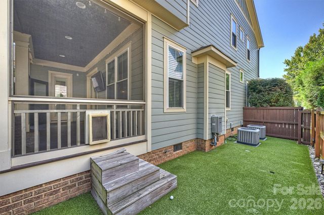 2829 Attaberry Drive, Charlotte, NC 28205