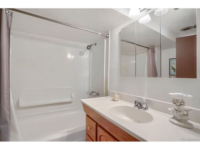 3293 S Oneida Way, Denver, CO 80224