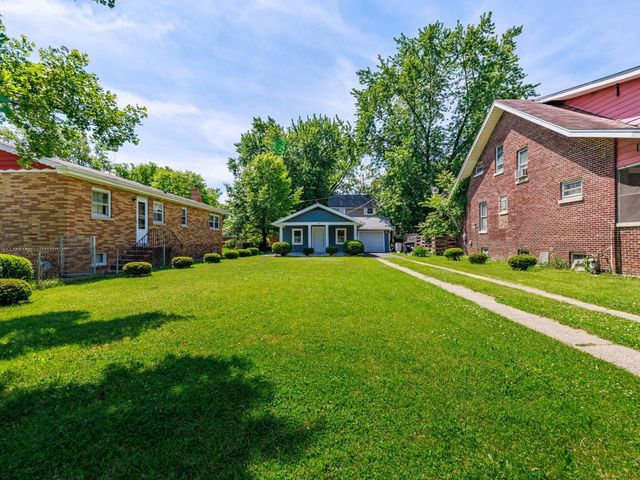 36 E 151st Street, Harvey, IL 60426