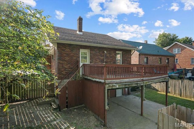 2707 Gerson Avenue, Godfrey, IL 62035
