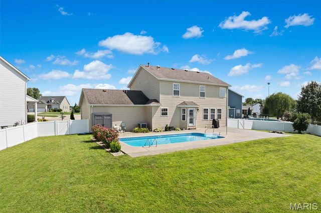 6 Coolidge Court, Troy, IL 62294