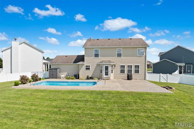 6 Coolidge Court, Troy, IL 62294