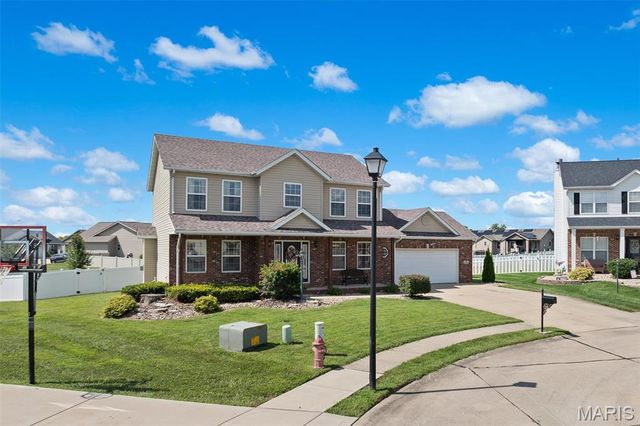 6 Coolidge Court, Troy, IL 62294