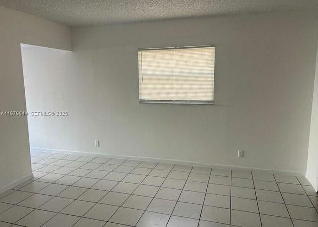 321 SW 1st Ct K-4, Pompano Beach, FL 33060