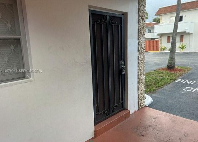 321 SW 1st Ct K-4, Pompano Beach, FL 33060