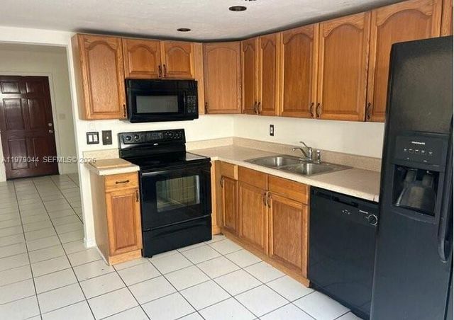 321 SW 1st Ct K-4, Pompano Beach, FL 33060