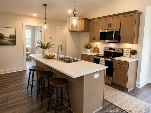 3599 Old Vincennes Road, Floyds Knobs, IN 47119