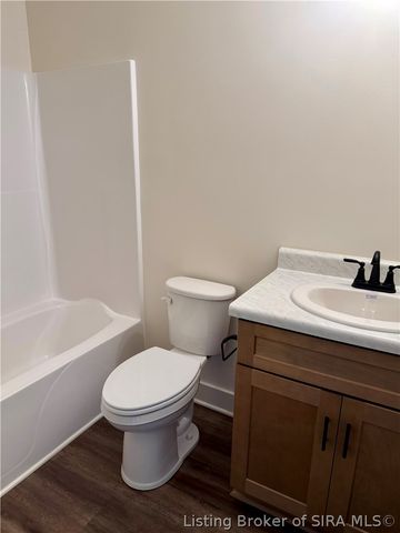 3599 Old Vincennes Road, Floyds Knobs, IN 47119