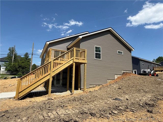 3599 Old Vincennes Road, Floyds Knobs, IN 47119
