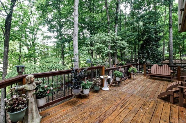 656 Goldenwood Court, Powder Springs, GA 30127