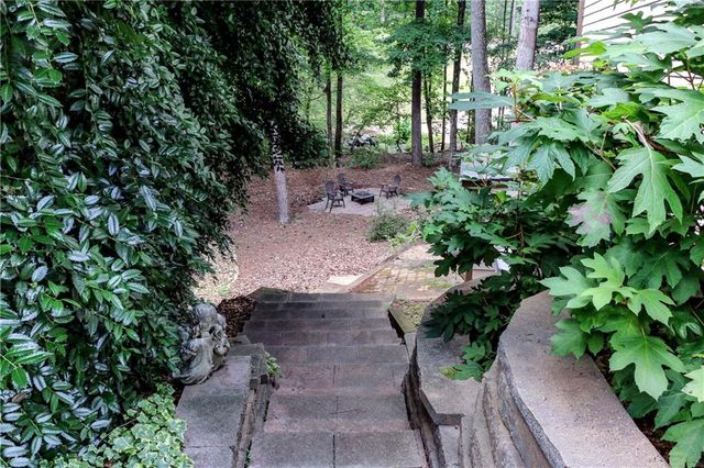 656 Goldenwood Court, Powder Springs, GA 30127