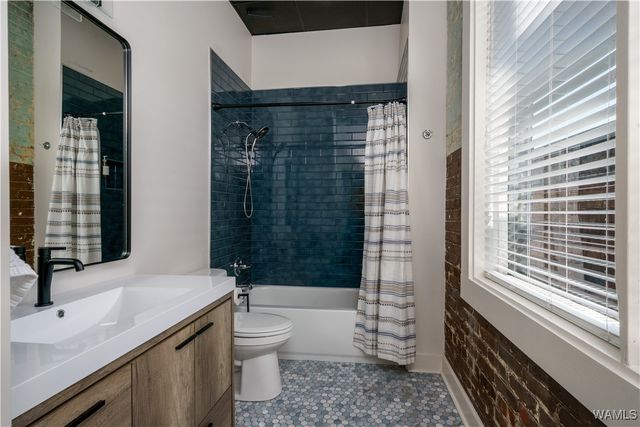 2504 7th, Tuscaloosa, AL 35401