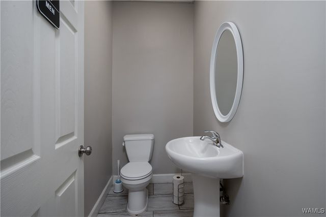 2504 7th, Tuscaloosa, AL 35401